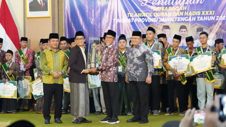 Resmi! Kota Semarang Sabet Juara Umum MTQH Jateng 2025—Inilah 10 Besar Daerah Terbaik!